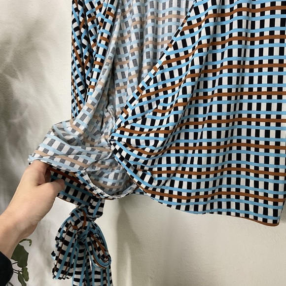 J. McLaughlin Wrap Blouse - Picture 4 of 5